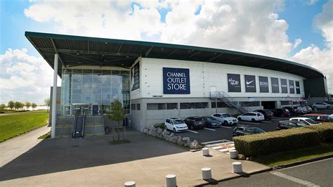 channel outlet store